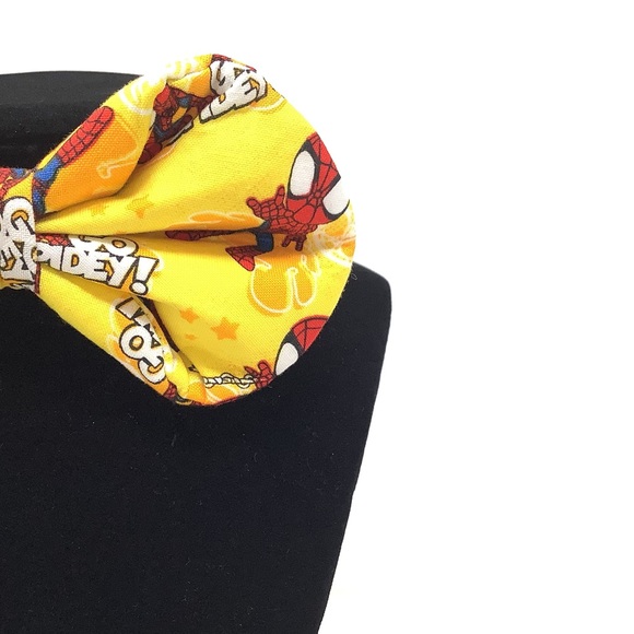 Spider Man “Go Spidey” Handcrafted Bow Tie - Comic Book Collection - Picture 2 of 6